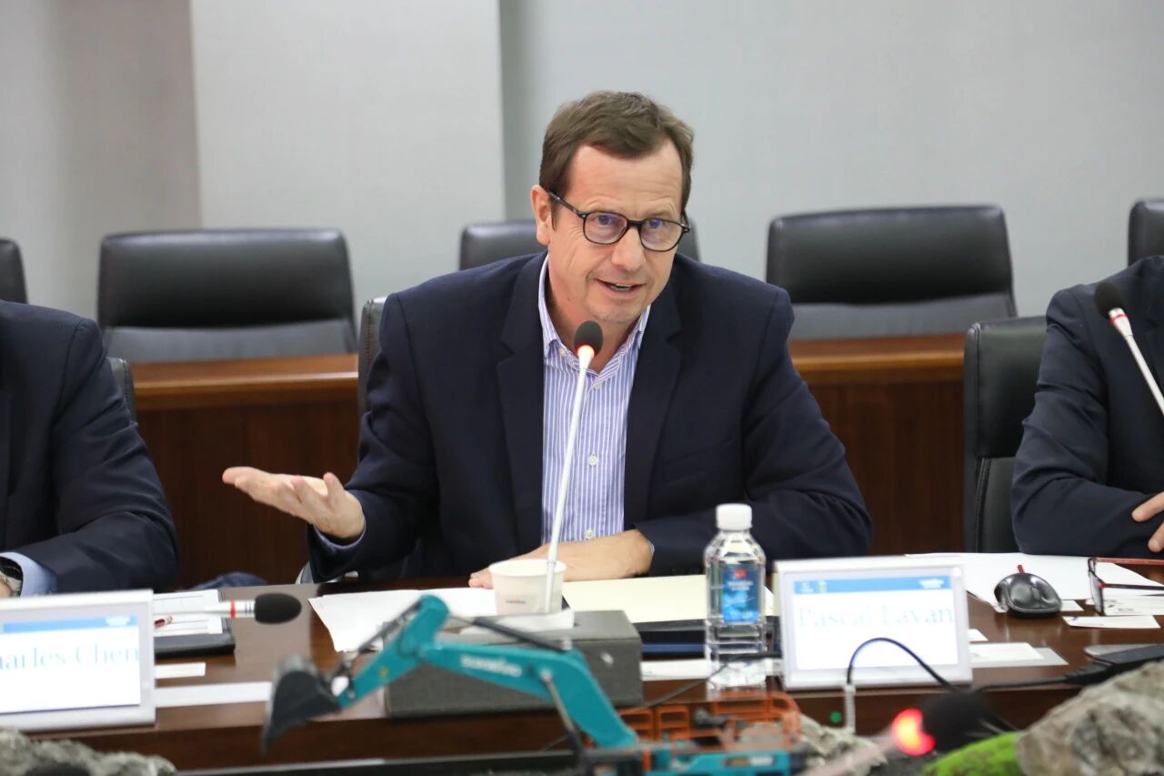 法巴租赁集团到访ca888亚洲城智能，共拓合作新篇章