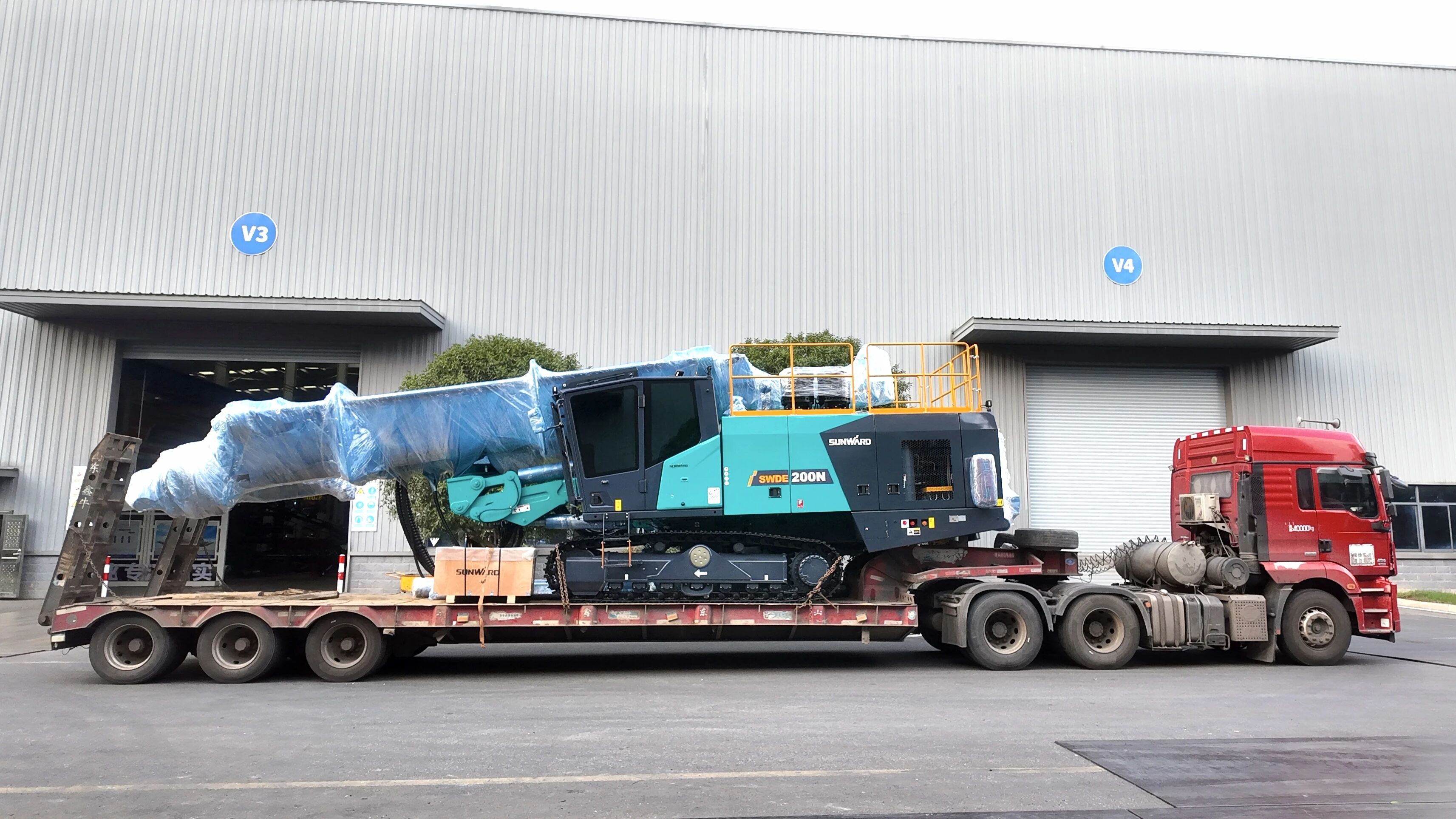 挑战高海拔高寒工况，ca888亚洲城智能臂式潜孔钻机登陆南美市场